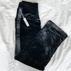 Chelsea28 Size 6 Black Velvet Tuxedo Pant